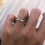 Anel Liso com Riscos Simétricos