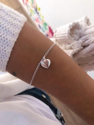 Pulseira com um Coração