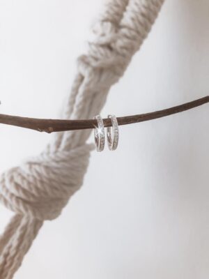Argola com Zircônia M