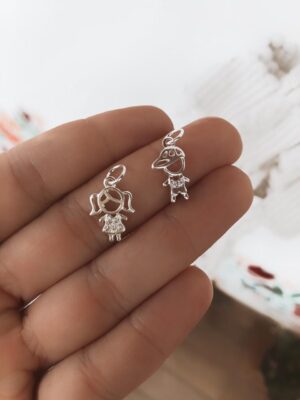 Pingente Menina e Menino