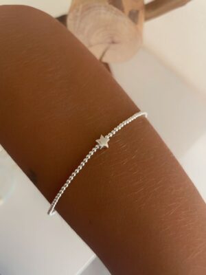 Pulseira Várias Bolinhas E Star