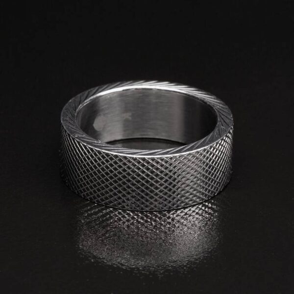 Anel Texture Aço Prata Key - Imagem 2