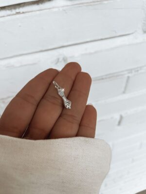 Pingente Figa Prata Branca Com Detalhes Cravejados