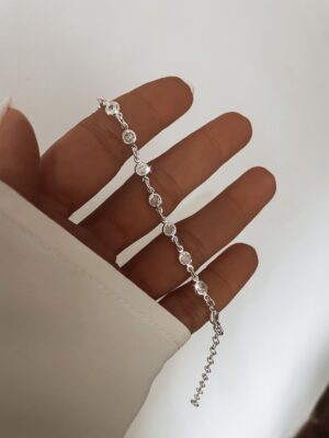 Pulseira Elos Entrelaçados Com Pontos De Luz