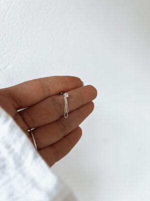 Piercing Ponto De Luz Com Corrente