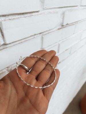 Bracelete Rígido Aro Torcido