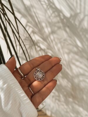 Pingente Mandala Com Pedra Da Lua