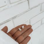 Brinco Cherry Com Zircônia Tarraxa Baby