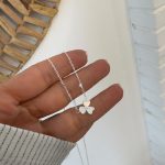 Gargantilha Trevo Três Folhas Madrepérola E Zircônia