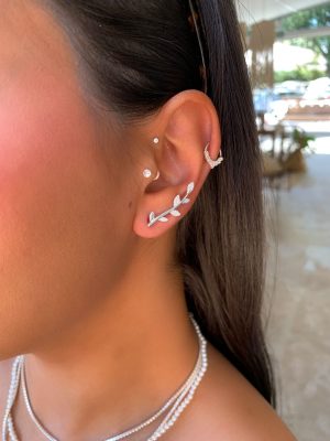 Ear Cuff Raminhos Detalhe Cravejado