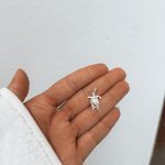 Pingente Turtle Prata Branca