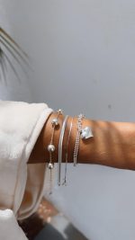 Pulseira Elo Portugês Com Bolinhas Brilhantes E Coração - Imagem 2